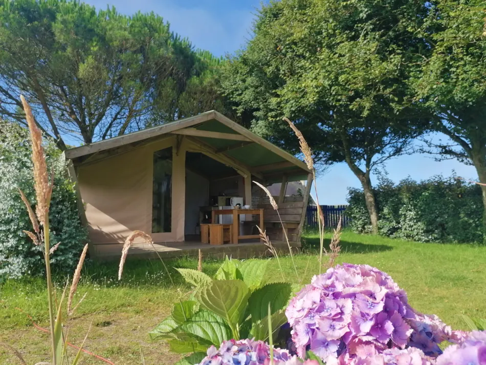 Camping La Corniche***