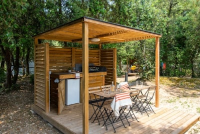 SIGNATURE pitch with equipped terrace — 3