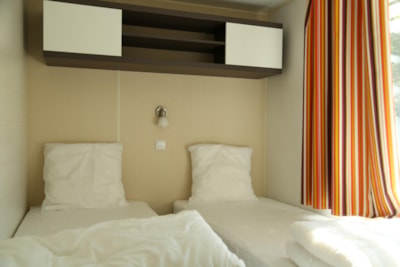 Mobile-home Prestige 40m² - 3 bedrooms + air-conditioning +TV + sheltered terrace — 8