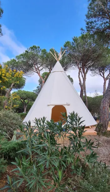 Mietunterkunft - Tipi & Spa + Willkommensgeschenk - Ushuaïa Villages Camping Figurotta