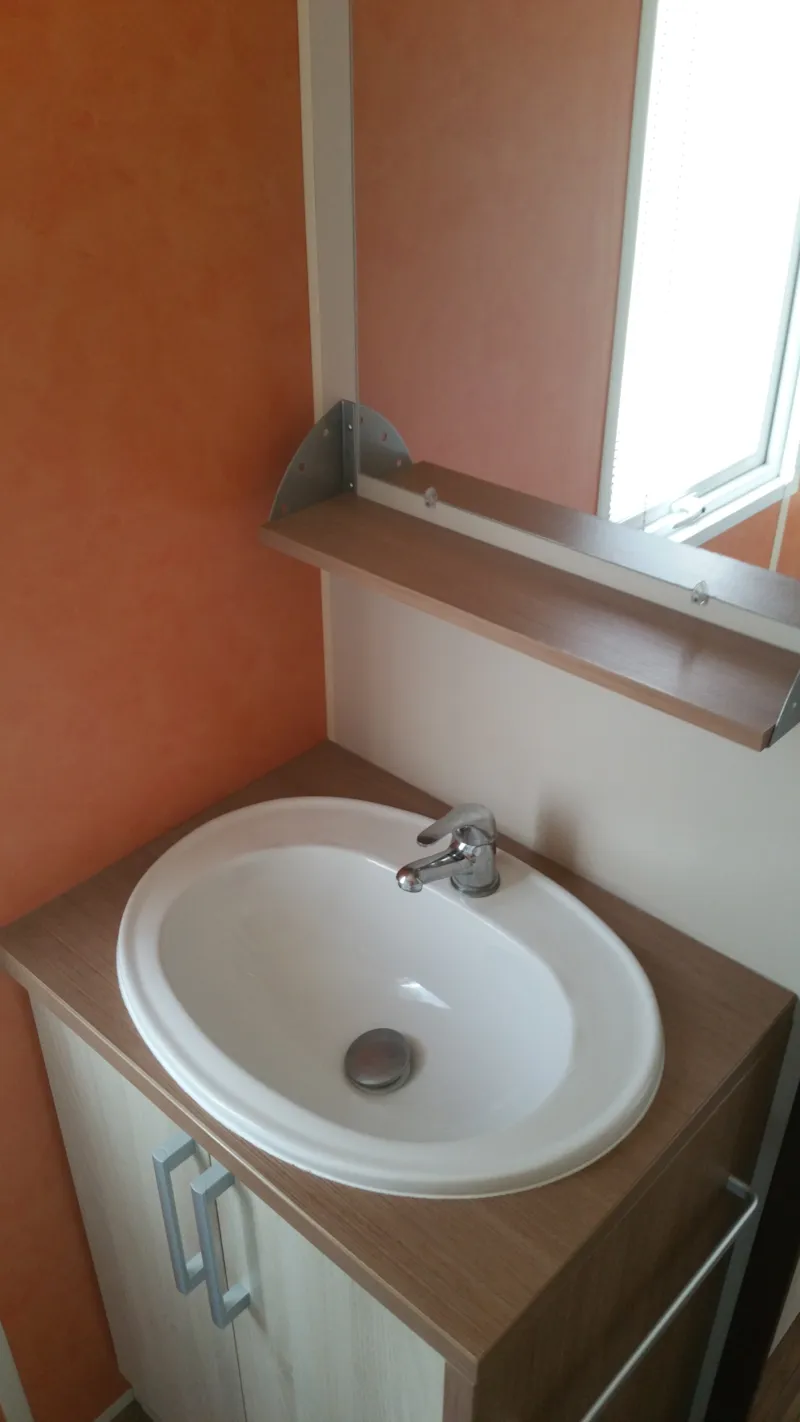 Mobil Home La Garigue 23M² - 2 Chambres  + Climatisation +Tv + Terrasse Couverte