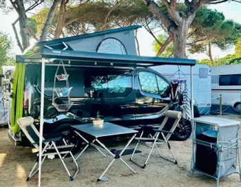 Stellplatz - Stellplatz Mini: Auto + Zelt - Camping Vall d'Or