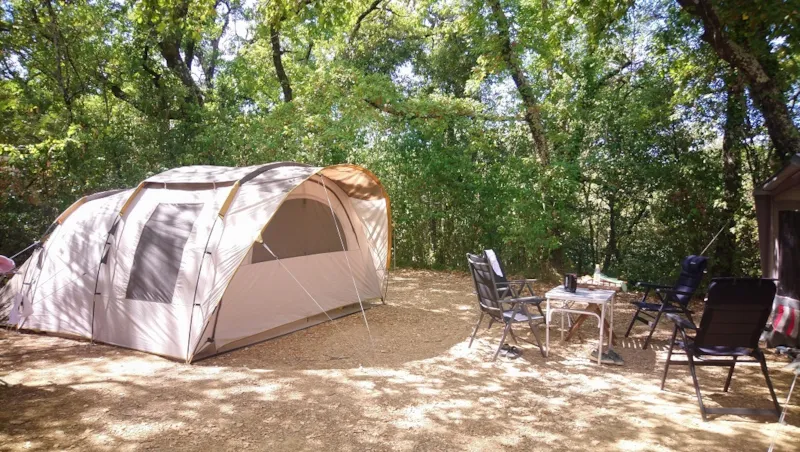 Bleu - Proche Rivière "Tente"  + Voiture + Électricité 6A