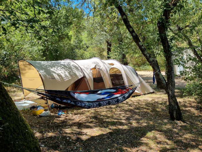 Xl 140M² "Forfait "Confort Tente " + Voiture + Électricité