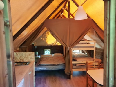 Amazone Lodge — 2