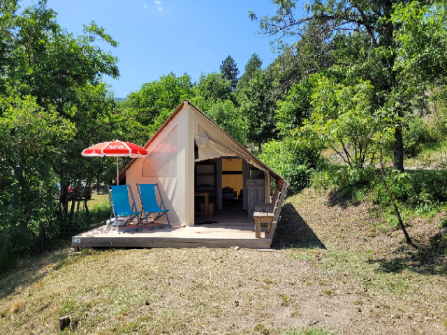 Tent junior Standard 21m² (without sanitary facilities) 2 bedrooms + terrace