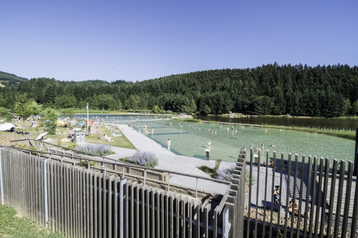 Emplacement Confort Avec Accès Illimité À La Piscine Biologique 💦