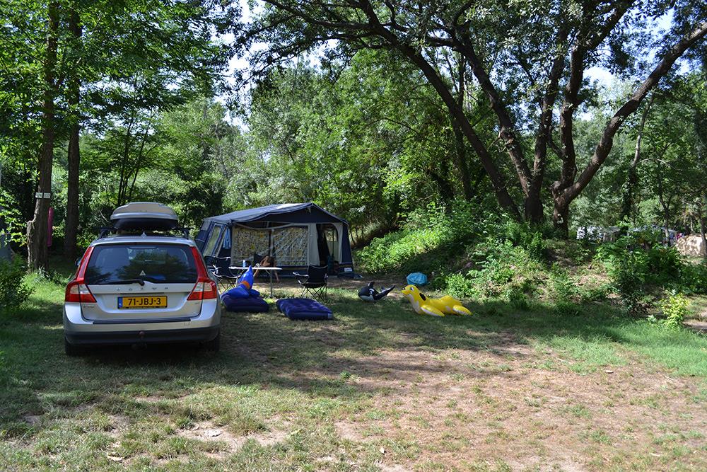 Comfort place in part of river (with electricity)not direct view at the river