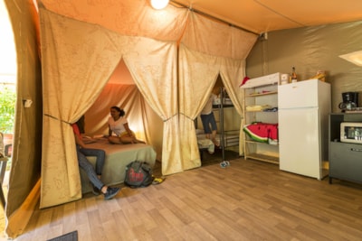 Canvas bungalow Standard 2 bedrooms Canada - without toilet blocks — 2