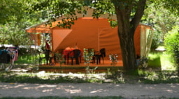 Alojamiento - Bungalow Lona Standard 2 Habitaciones Canada - Sin Baño - Flower Camping Le Saint Michelet
