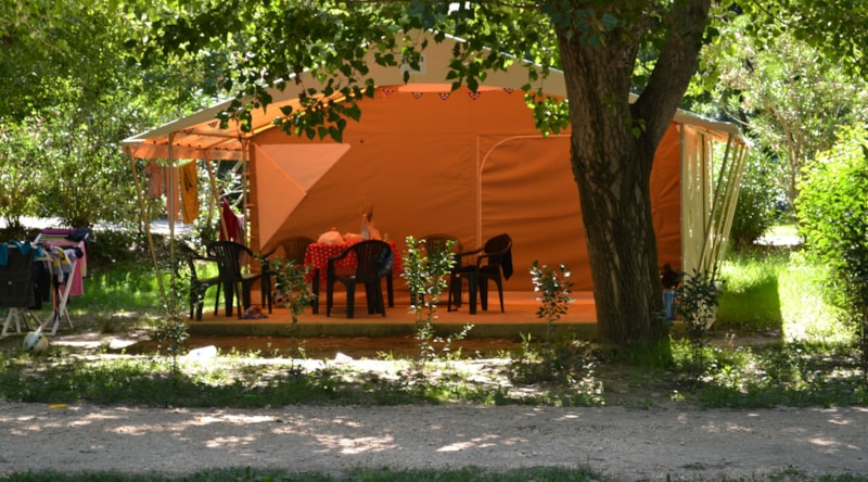 Zeltbungalow Standard 2 Schlafzimmer Canada - ohne Sanitäranlagen