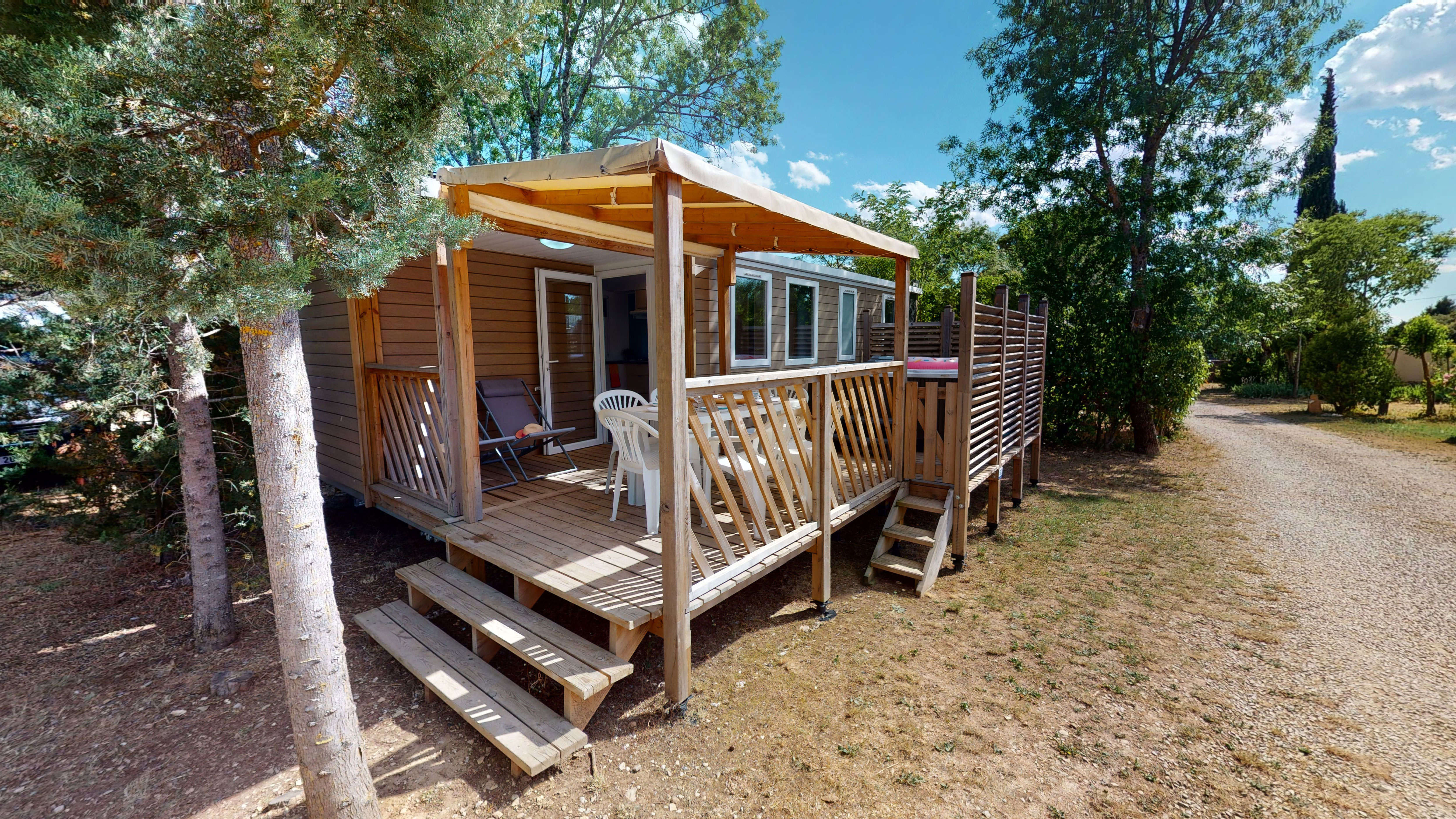 Casa Mobile Vaucluse - 28M² - 3 Camere + Jacuzzi Casa Mobile Vaucluse - 28M² - 3 Camere + Jacuzzi