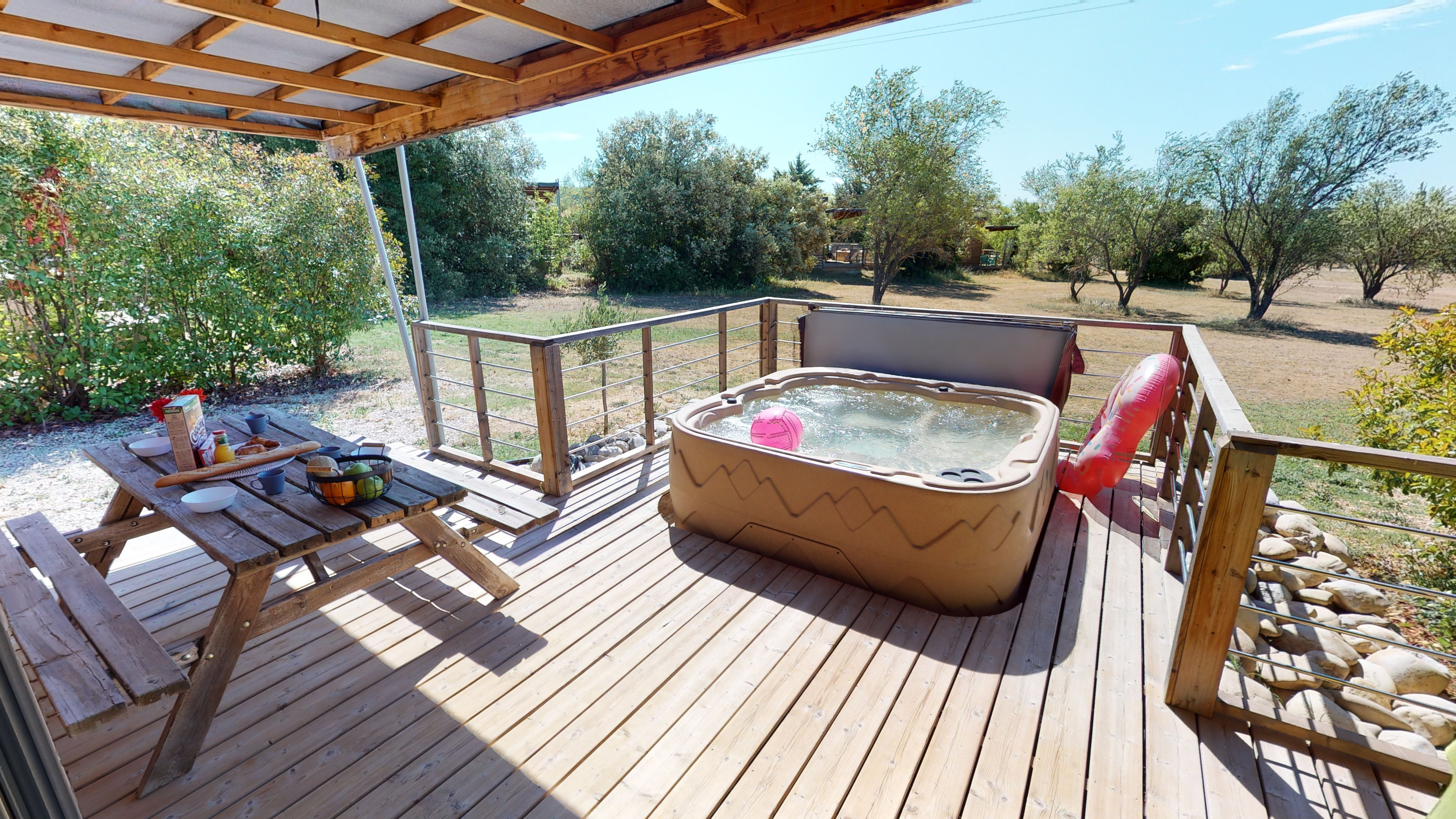 Casa Mobile Luberon - 35M² - 2 Camere + Jacuzzi (4 Adulti E 1 Bambino Fino A 12 Anni) Casa Mobile Luberon - 35M² - 2 Camere + Jacuzzi (4 Adulti E 1 Bambino Fino A 12 Anni)