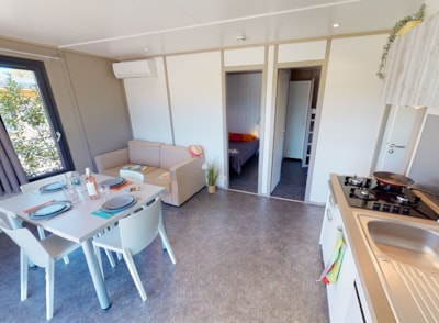 Chalet Luberon - 35m² - 2 bedrooms + Jacuzzi (4 adults & 1 child up to 12 years old) — 4