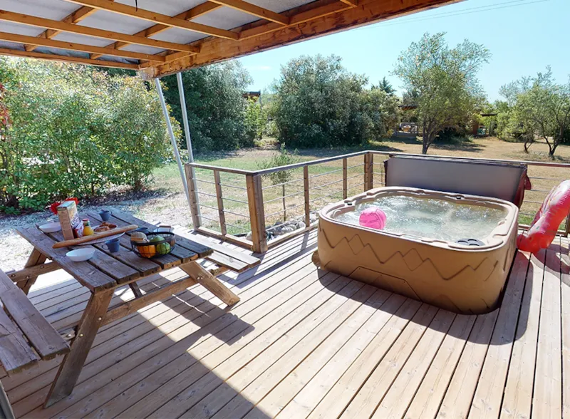 Chalet Luberon - 35M² - 2 Chambres + Jacuzzi (4 Adultes & 1 Enfant De Max 12 Ans)