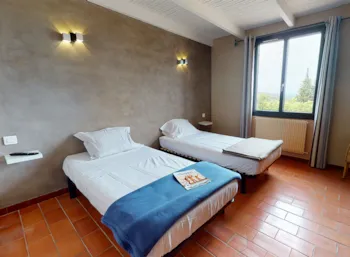 Kamer - Slaapkamer Met Twee Aparte Bedden - Campasun Camping Les Hautes Prairies