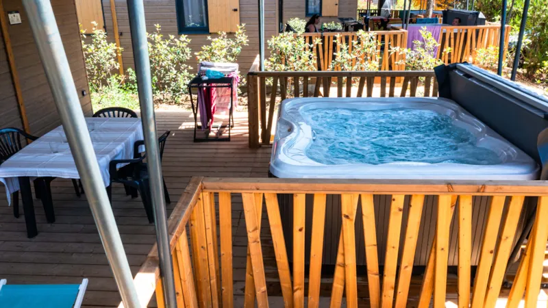 Chalet Luberon - 35M2 - 2 Chambres + Jacuzzi