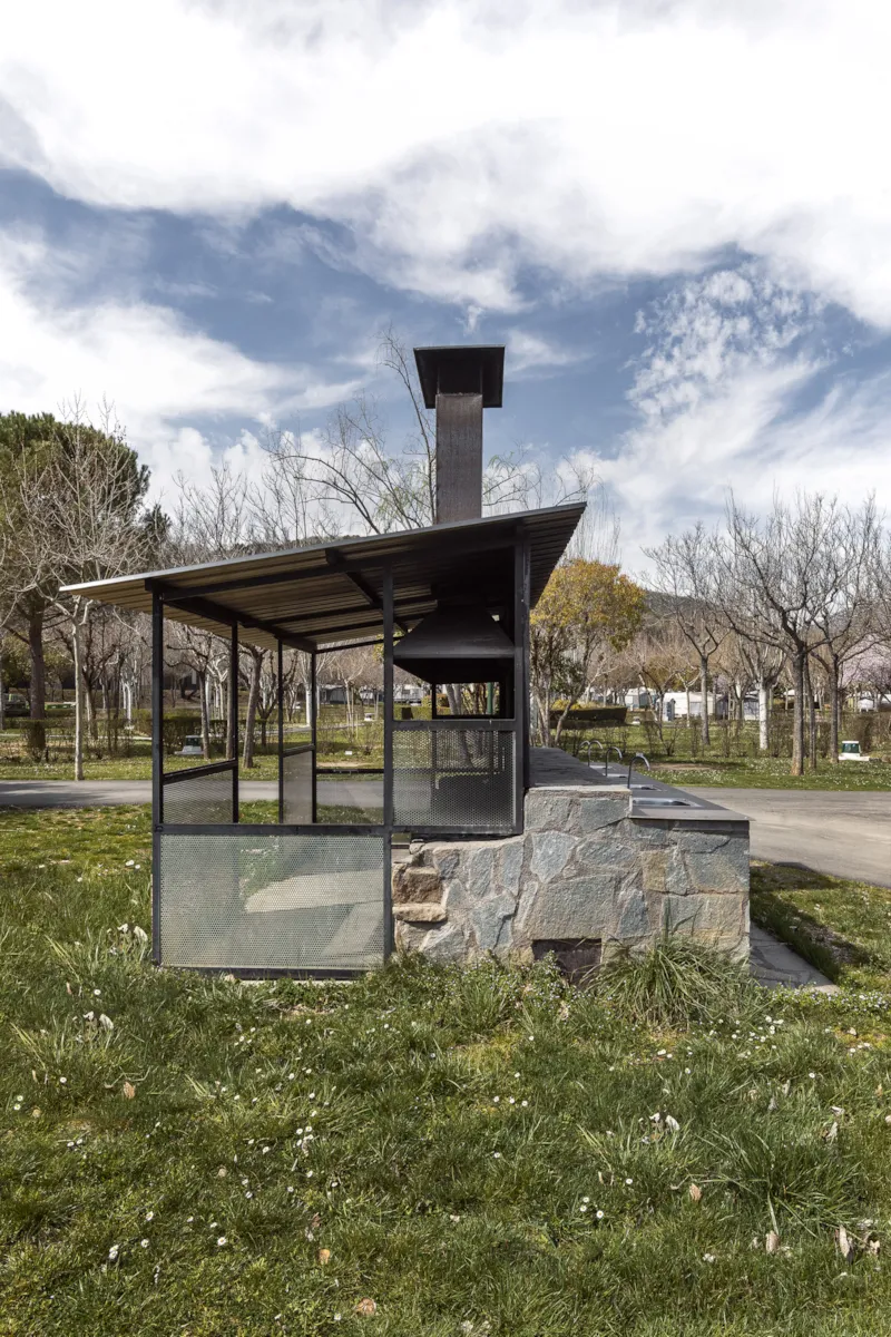 Emplacement Plus (Les Tentes Ne Sont Pas Autorisées)