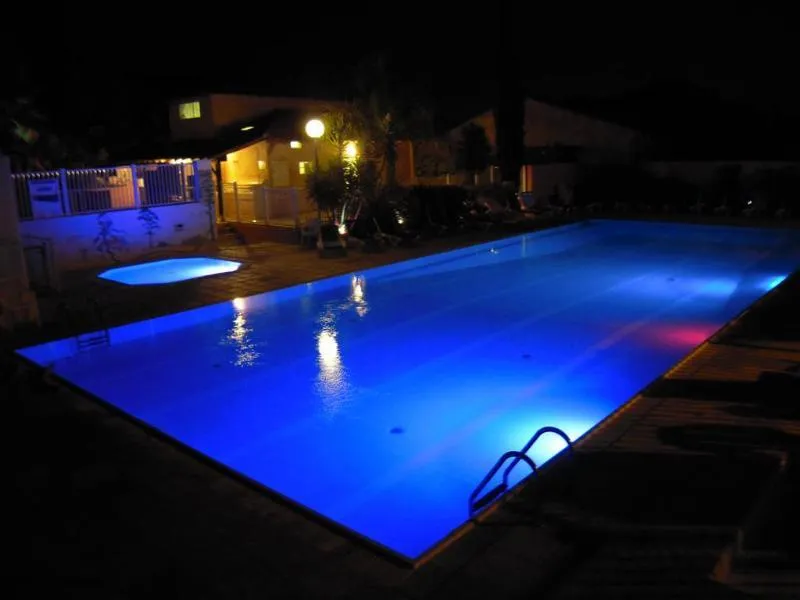 Camping Les Lauriers Roses