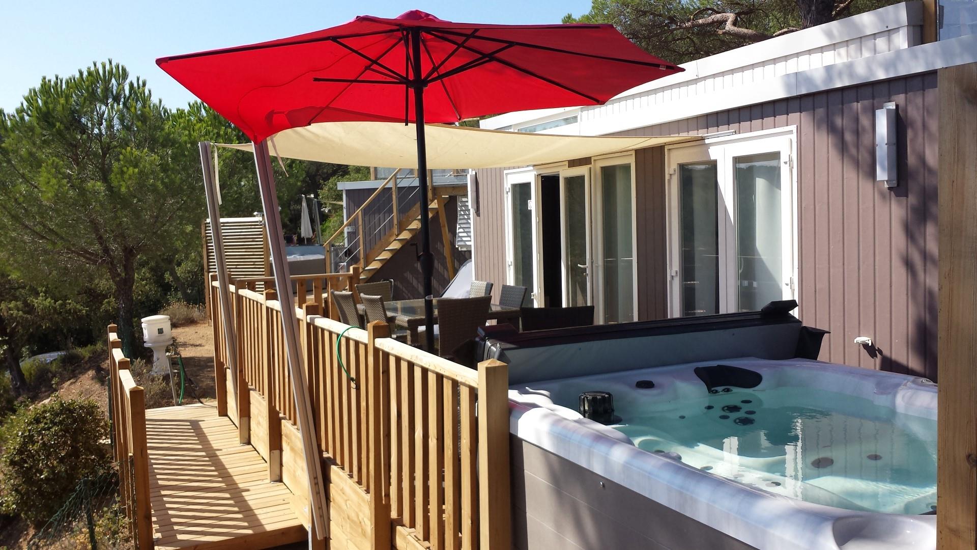 Location - Mobilhome Vip Cap Deseo 34 M² Avec Jacuzzi - Camping Les Lauriers Roses