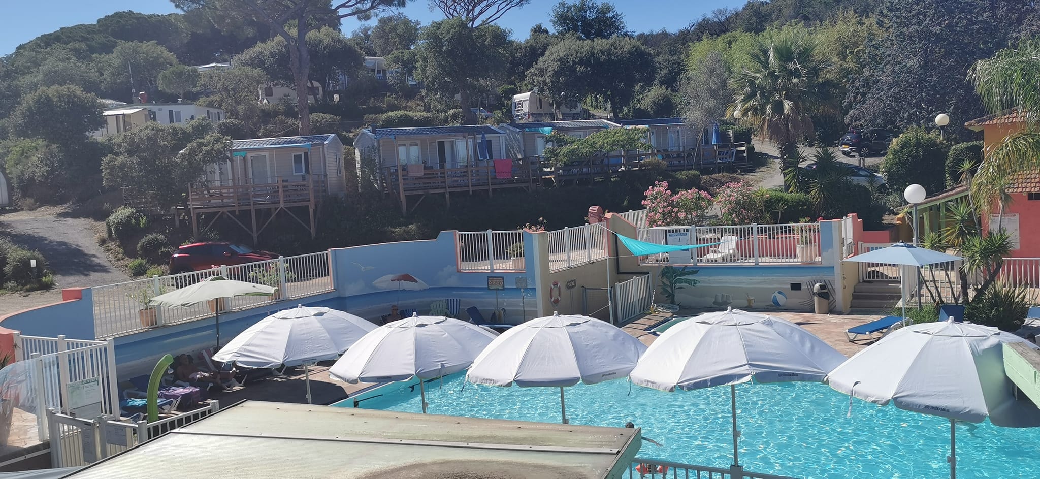 Camping Les Lauriers Roses — Photo 9