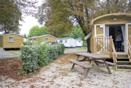 Accommodation - Gypsy Caravan - Camping de Paris