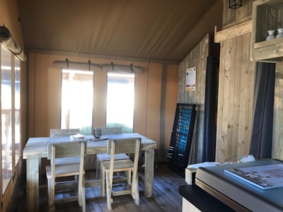 WOOD LODGE - with bathroom