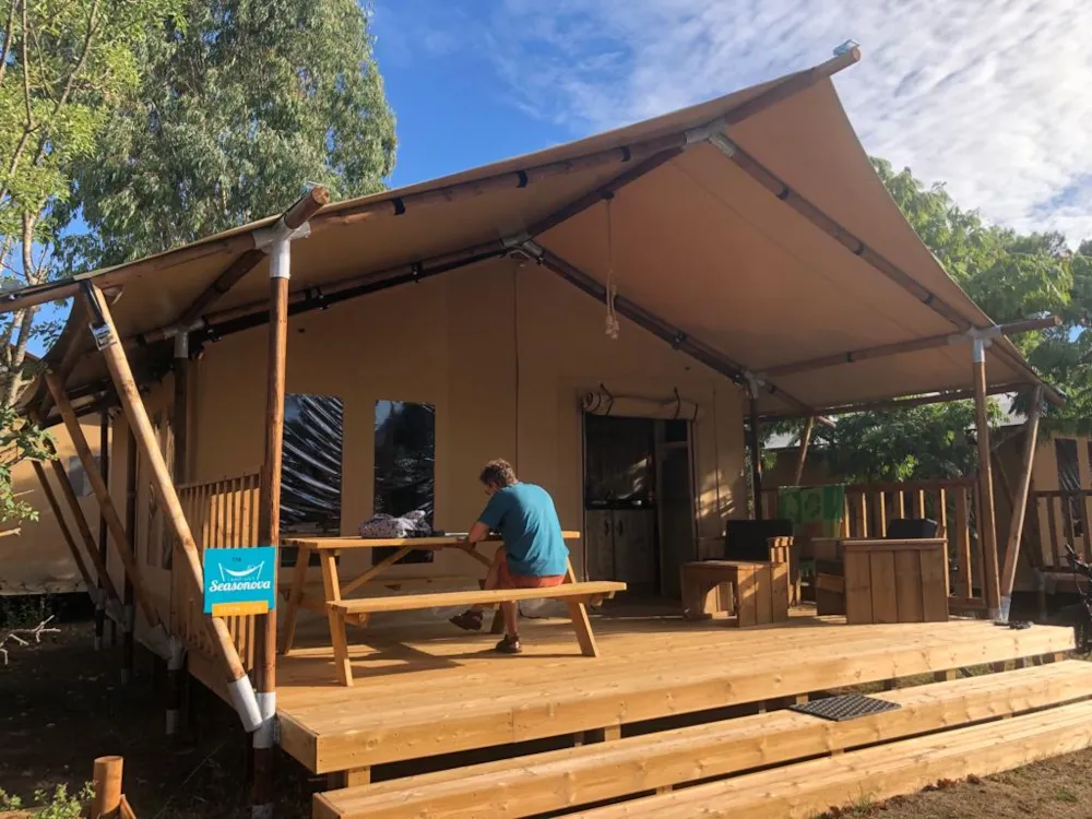 Location - Wood Lodge - Avec Sanitaire - Camping Seasonova Les Vosges du Nord