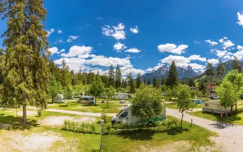 Stellplatz - Stellplatz : Auto + Großes Zelt/Wohnwagen Oder Wohnmobil + Strom 16A (=0,50 €/Kw) +Wasser/Abwasser - Camping Olympia