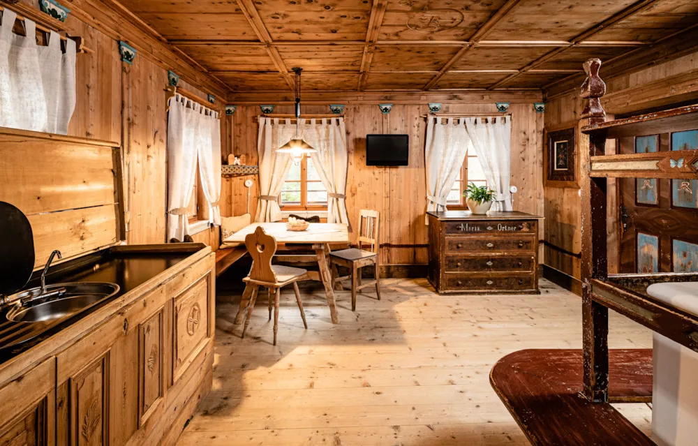 Location - One-Room Apartment - Caravan Park Sexten