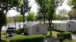 Camping SOLEIL LEVANT - image n°8 - Roulottes