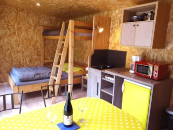 Mietunterkunft - La Cahutte, 18 M2 - Camping LES CERISIERS