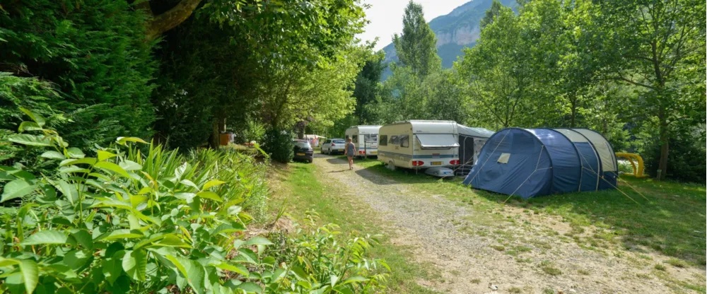 Camping LES CERISIERS