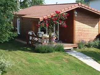 Huuraccommodatie(s) - Chalet Jonquille- 2 Slaapkamers - Overdekt Terras - - Camping Fraiteux