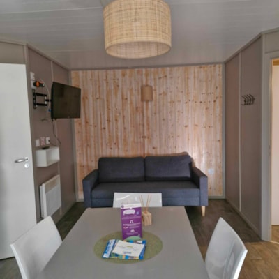 Chalet with private JACUZZI Perce Neige - 2 rooms - — 4