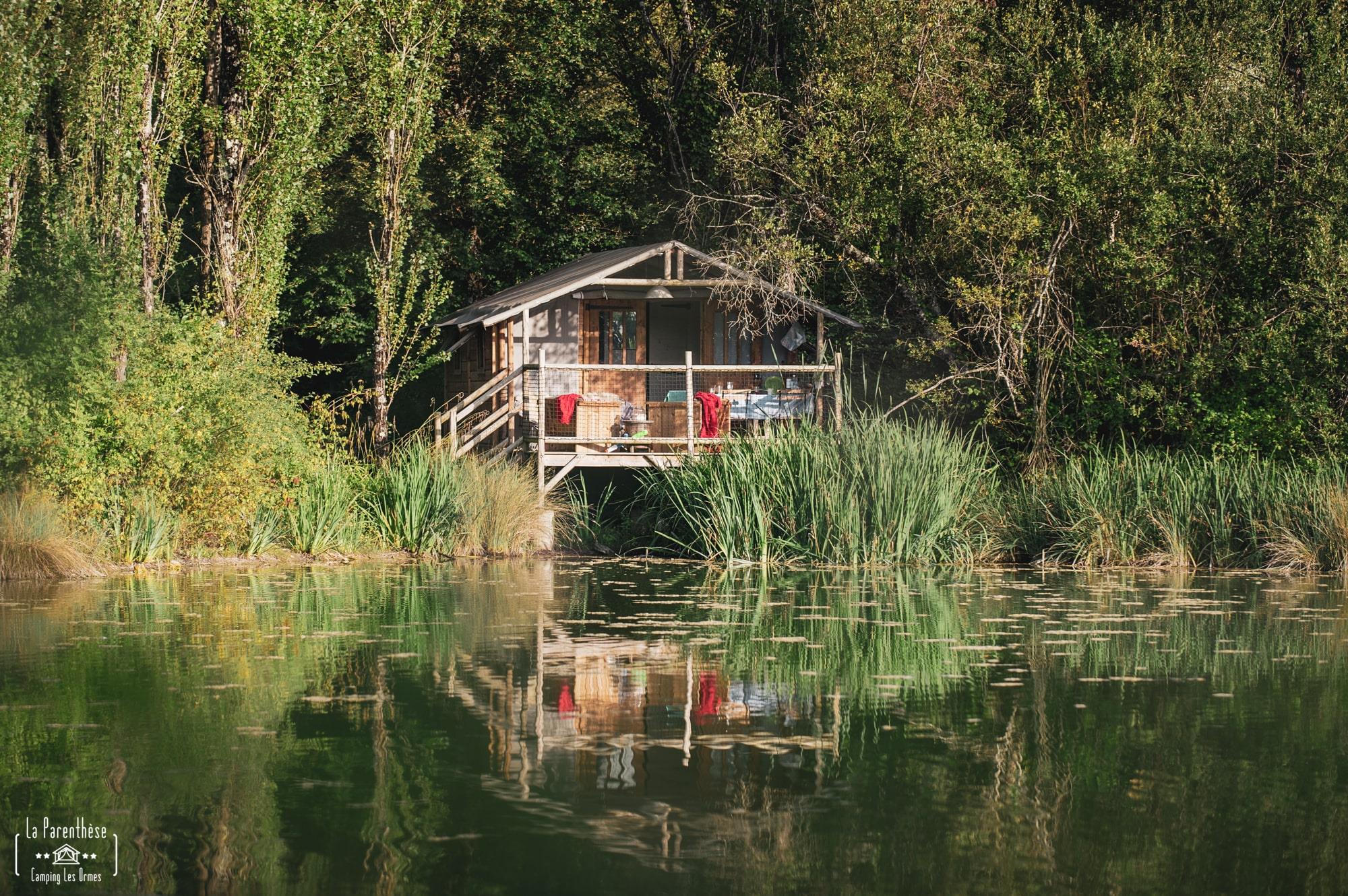 Accommodation - Cabane Du Lac On Piles - Beautiful View On The Lake - La Parenthèse - Camping Les Ormes