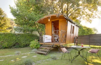 Mietunterkunft - Planwagen (Ohne Sanitäranlagen) - Camping Les Couesnons