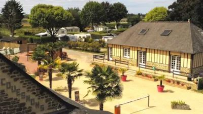 Camping Les Couesnons - Brittany