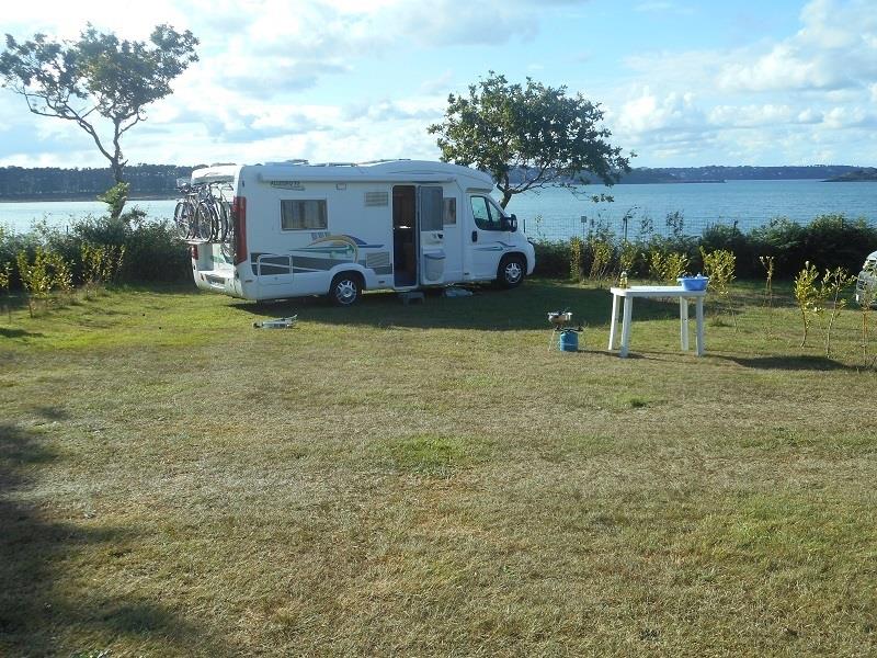 Camping Les Pieds Dans L'eau Pratmeur 29160 Crozon