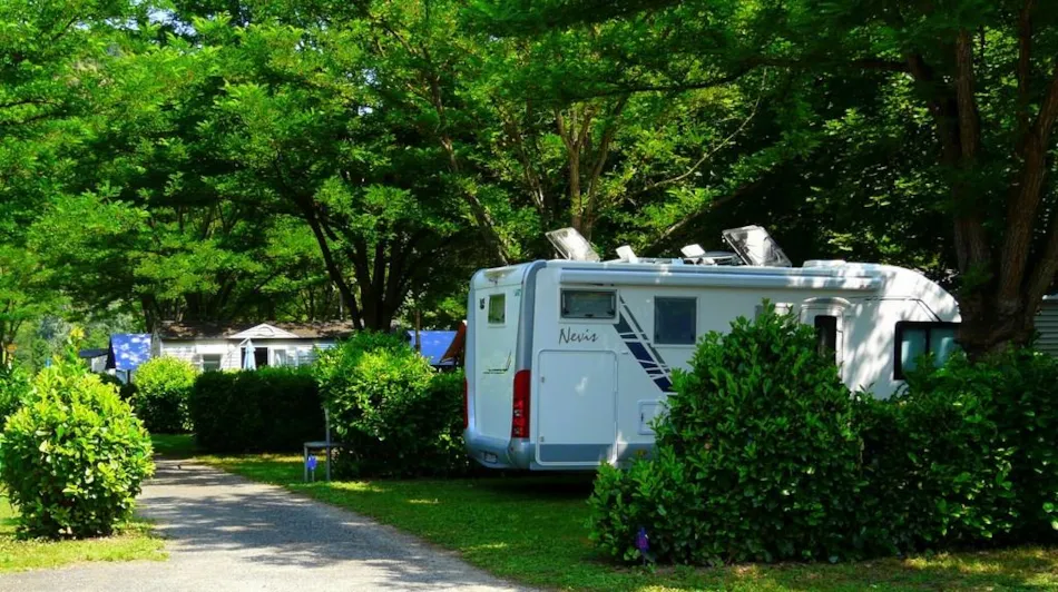 Camping Le Port de Lacombe