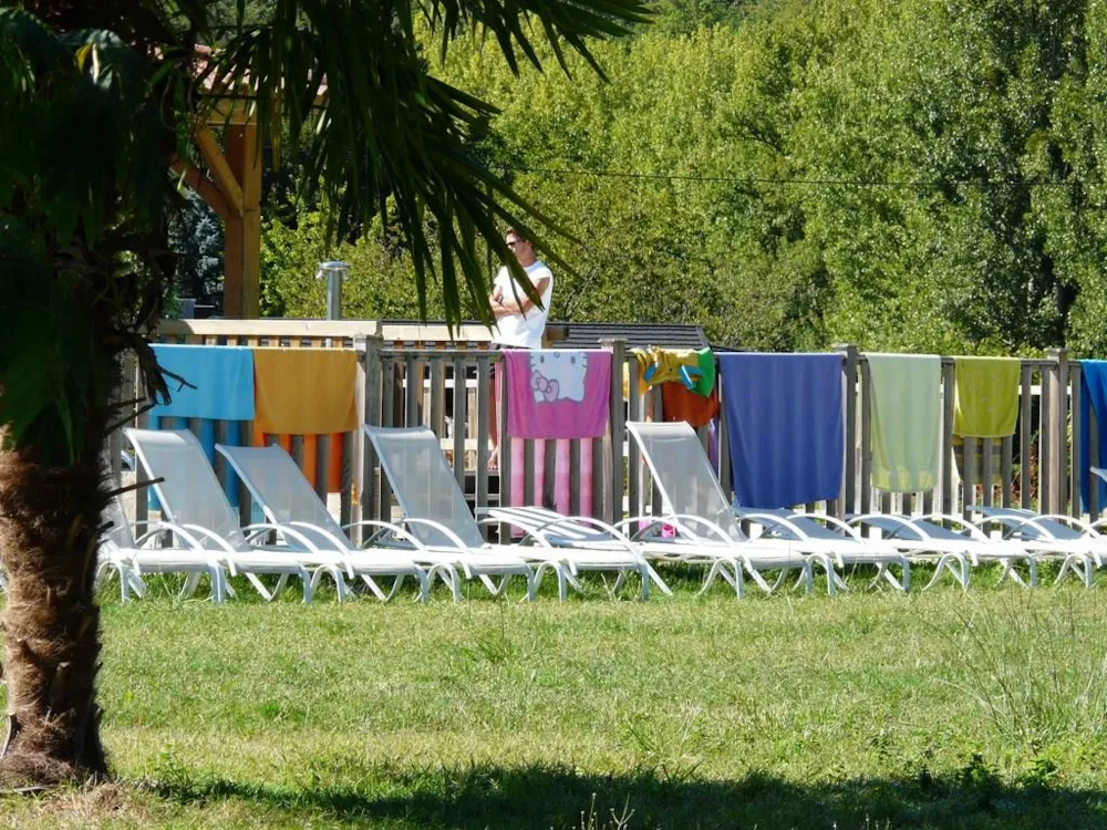 Camping Le Port de Lacombe - image n°6 - UniversalBooking