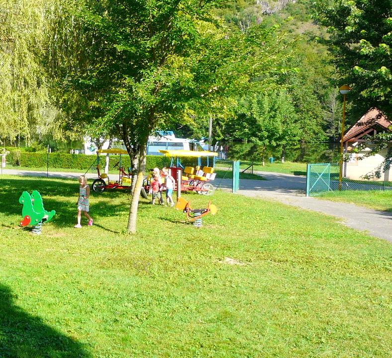 Sport activities Camping Le Port De Lacombe - Flagnac