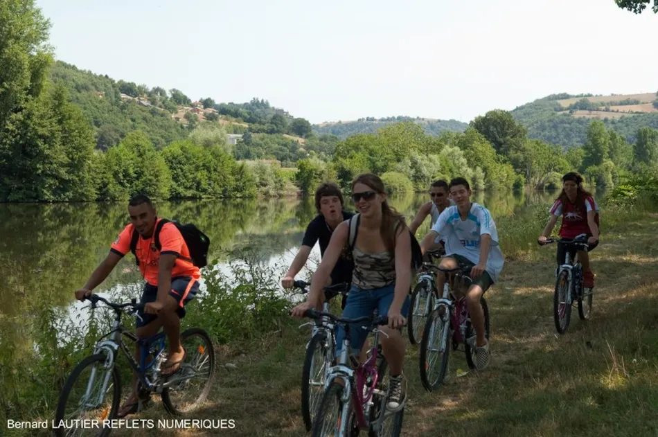 Camping Le Port de Lacombe