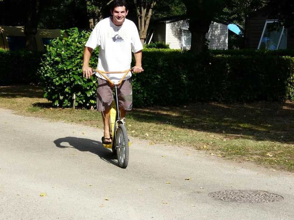 Camping Le Port de Lacombe - image n°48 - UniversalBooking