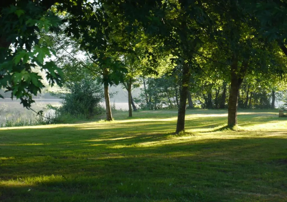Camping Le Port de Lacombe - image n°77 - UniversalBooking