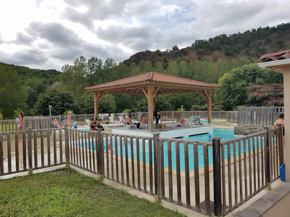 Camping Le Port de Lacombe - image n°13 - UniversalBooking