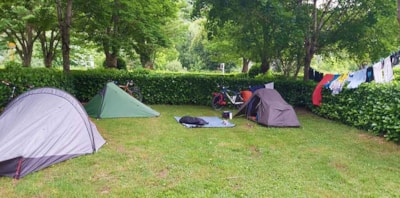 Pitch Trekking Package by foot or by bike with tent (a pitch to share)