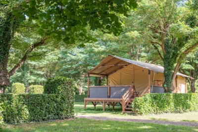 Lodge Tent