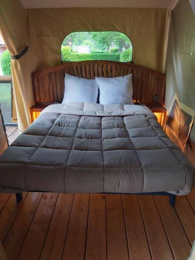 Lodge Tent