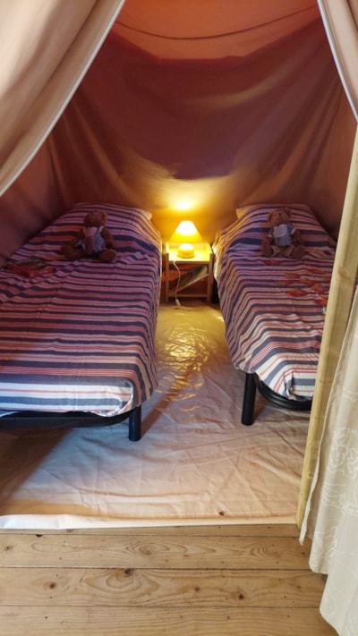 Canada tent
